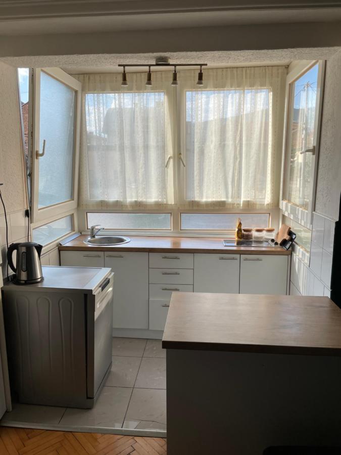 Green Studio Apartment Sarajevo Esterno foto